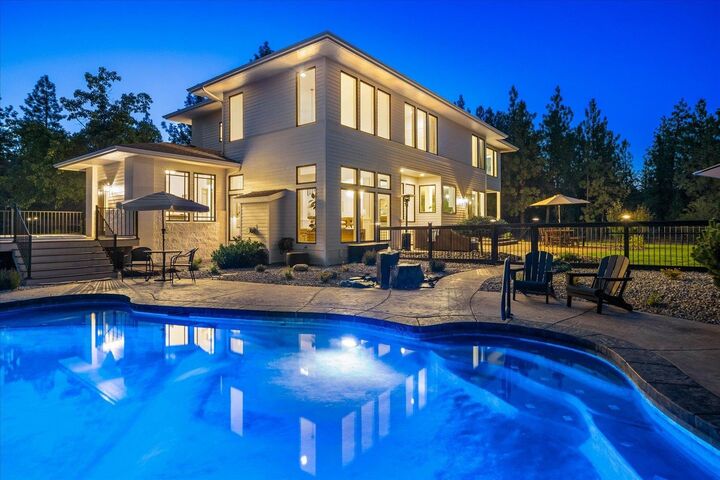 Property Photo:  7010 W West Rim Ln  WA 99224 