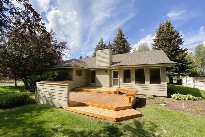 Property Photo:  830 Buckskin Dr  ID 83333 