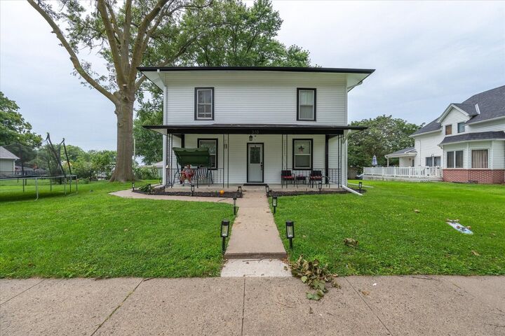 Property Photo: 310 N Chestnut Street IA 51521