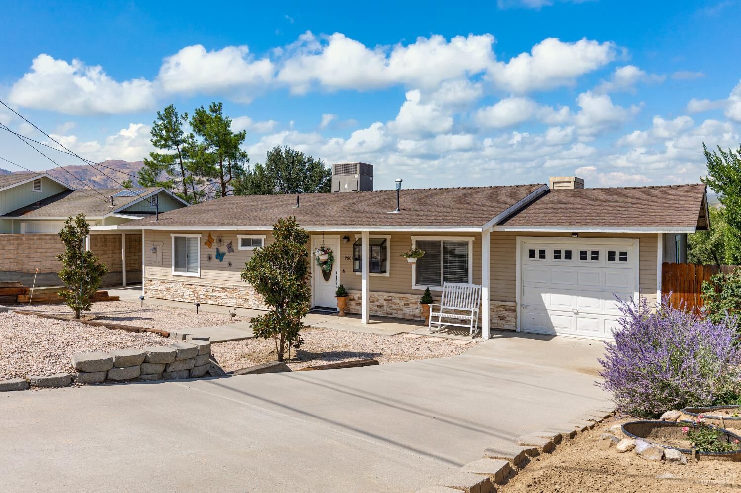 Property Photo: 19601 Rose Avenue CA 93561