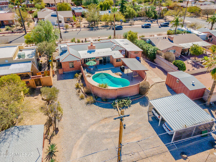 Property Photo: 3021 E 2nd Street AZ 85716