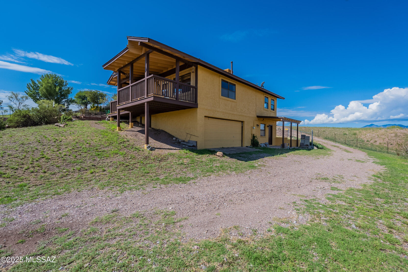 Property Photo:  8 Chula Court  AZ 85637 