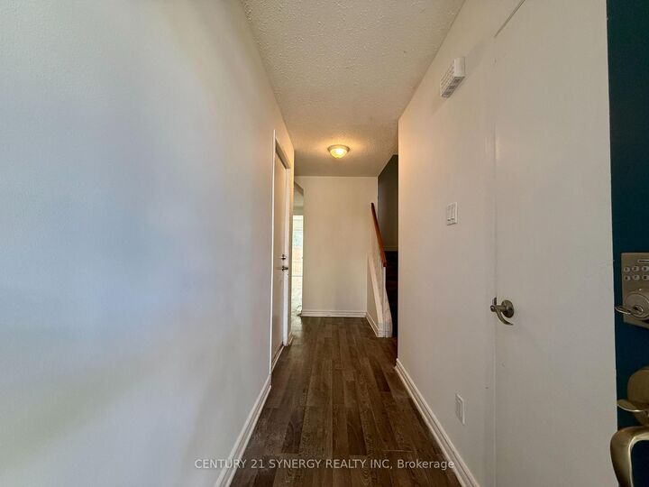 Property Photo: 1601 Cheevers Crescent ON K4A 2J6