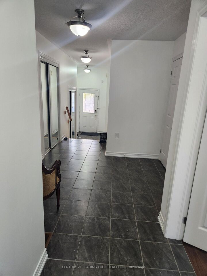 Photo de la propriété: 12 Pringdale Gardens Circle ON M1J 0B1