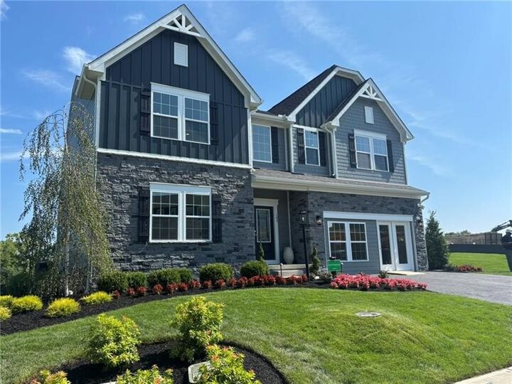 Property Photo:  408 Millstone Lane  PA 15332 