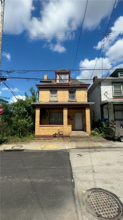 Property Photo: 77 Industry St PA 15210
