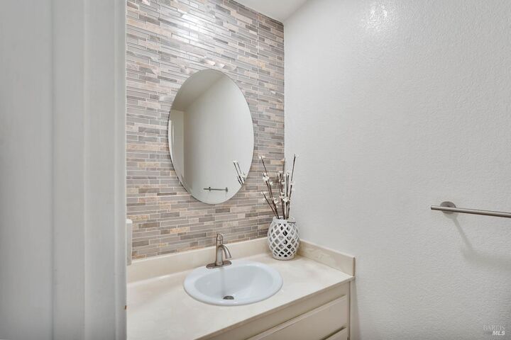 Property Photo:  167 Nantucket Lane  CA 94590 
