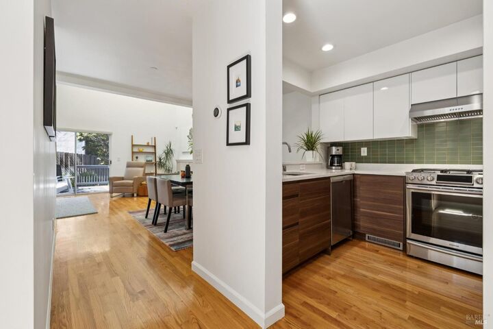 Property Photo: 614 Wateree Street CA 94965
