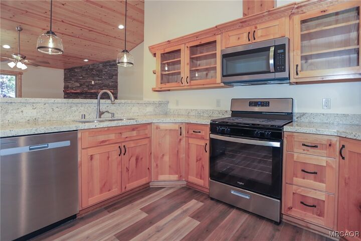 Property Photo:  365 Santa Barbara Avenue  CA 92386 