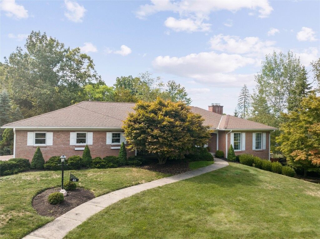 Property Photo: 40 Larchmont Road NY 13903