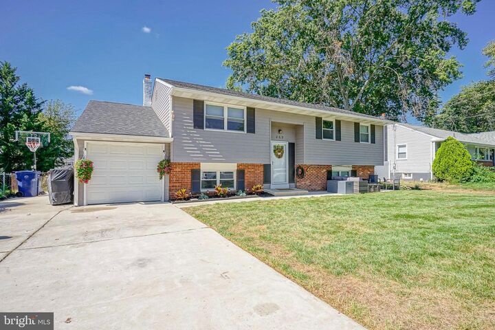 Property Photo: 209 Howard Avenue NJ 08098