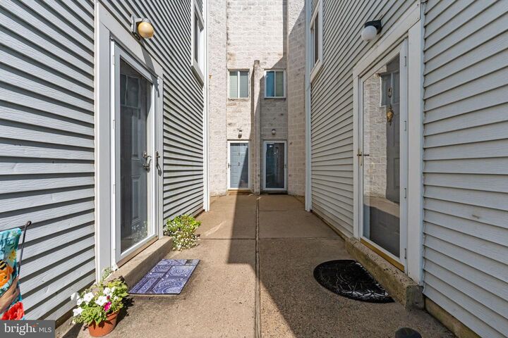 Property Photo: 3 Hillcroft Way PA 18940
