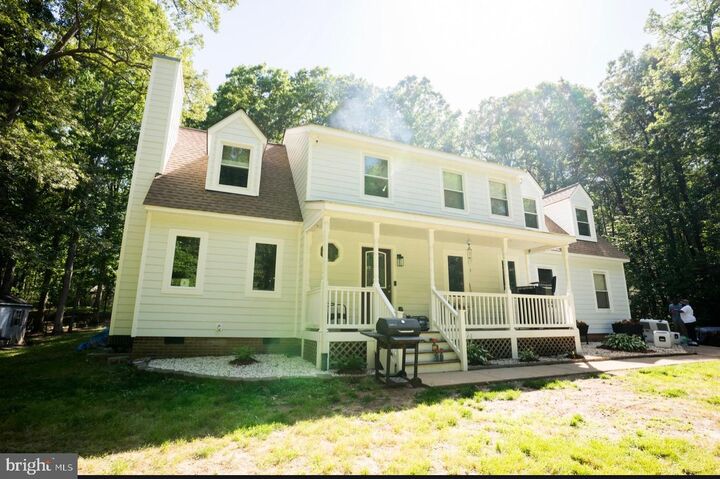 Property Photo: 7220 Dorothy Lane VA 22551