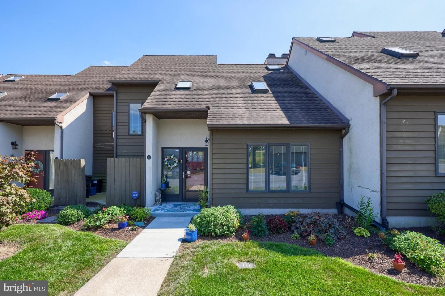 Property Photo:  32 Hawk Valley Lane  PA 17517 