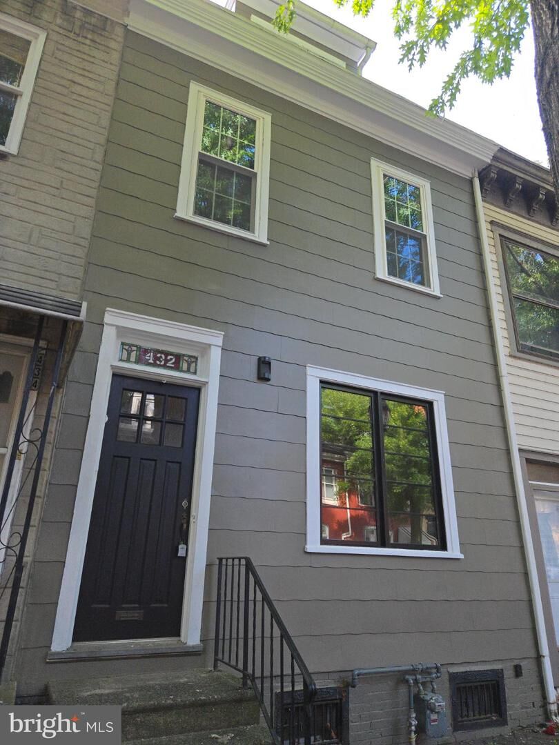 Property Photo: 432 S 6th Street PA 19602
