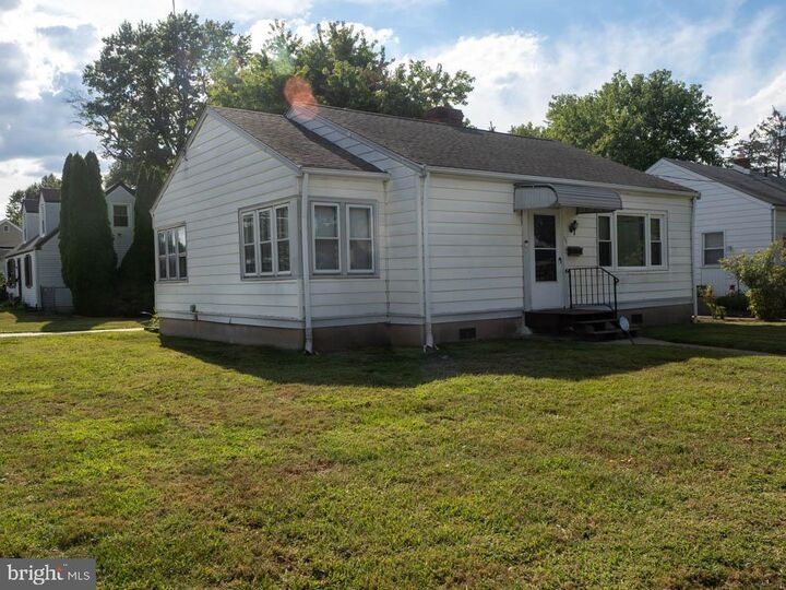 901 Parkway Avenue  Trenton NJ 08618 photo