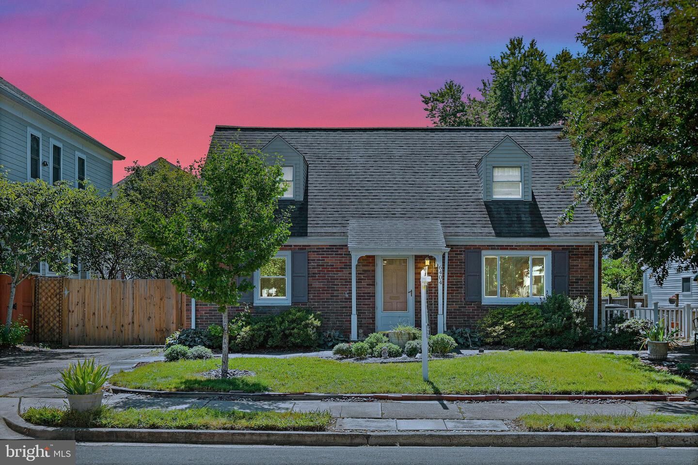Property Photo: 6404 27th Street N VA 22207