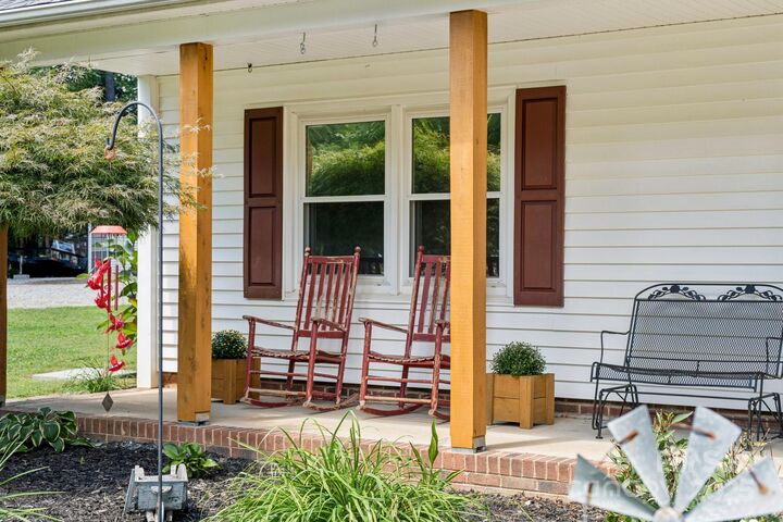 Property Photo:  8804 Chinaberry Lane  NC 28027 