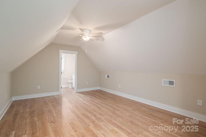 Property Photo: 1712 Cline Farm Road NC 28092