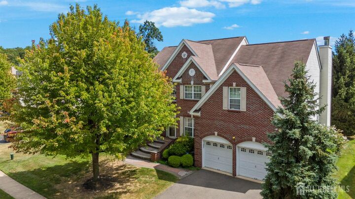 Property Photo:  8 Colts Run Road  NJ 08540 