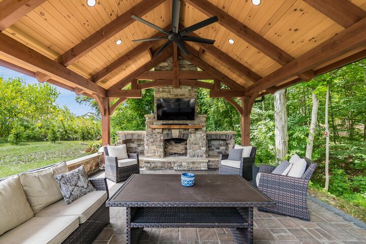 Property Photo: 5995 Sycamore Trail Drive OH 43021