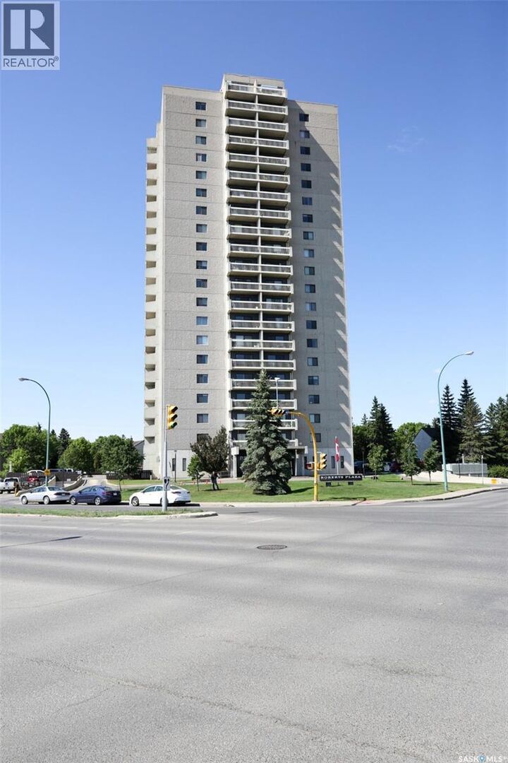 Property Photo: 204 3520 Hillsdale Street SK S4S 5Z5