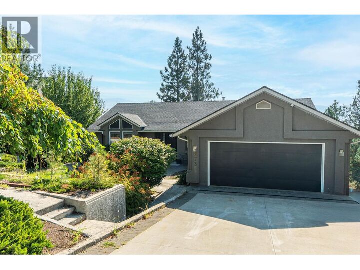 Property Photo: 873 Horizon Court BC V1Z 3L3
