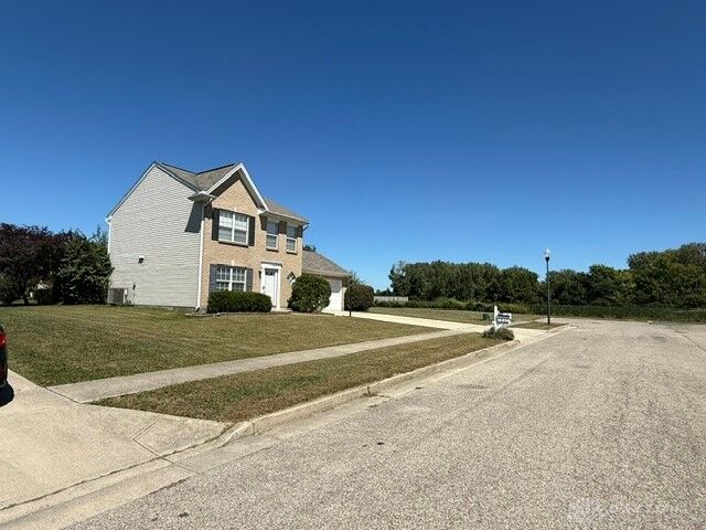 Property Photo: 1805 Springwood Drive OH 45356