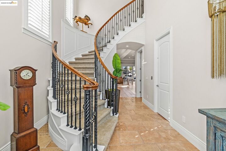 Property Photo: 5055 Cabrillo Pt CA 94505