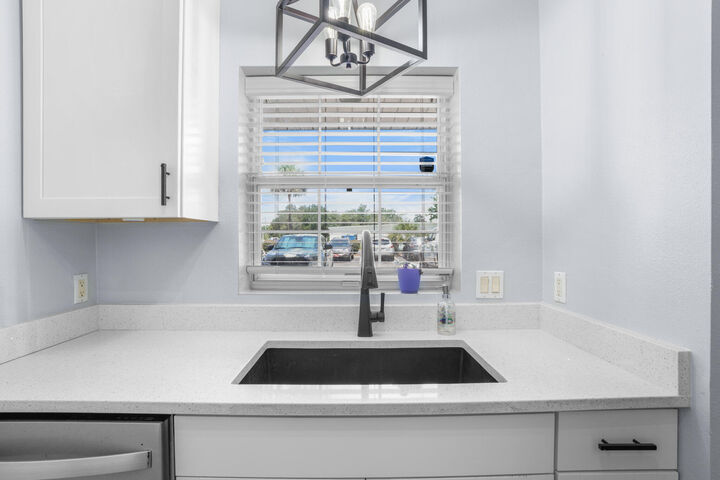 Property Photo: 4270 Calinda Ln 311 FL 32578