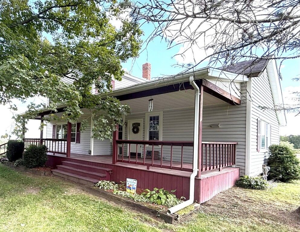 Property Photo:  18170 N Richmond Road  PA 16403 