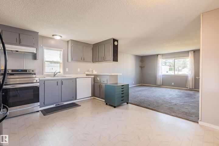 10410 101A Street 5  Morinville AB T8R 1A1 photo