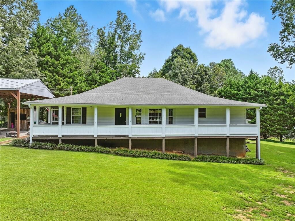 Property Photo:  2297 Henderson Mountain Road  GA 30143 