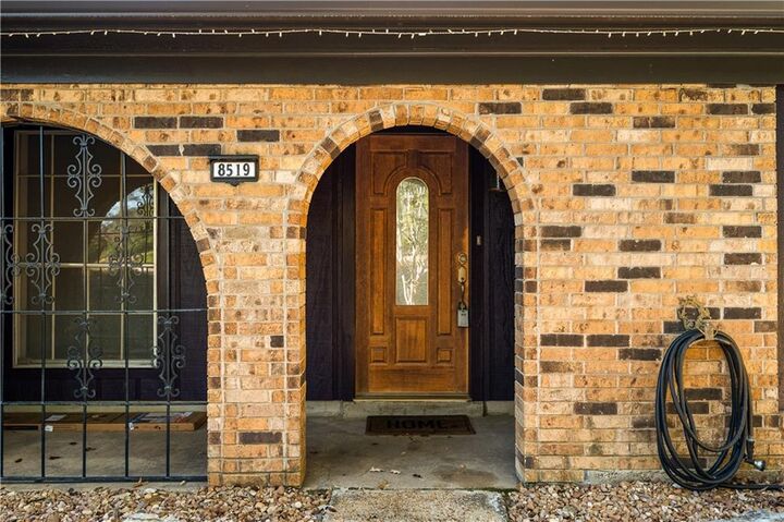 Property Photo: 8519 Fairway Drive LA 71360