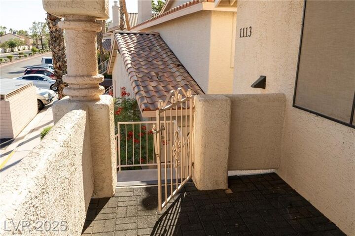 Property Photo:  1113 Sulphur Springs Lane 202  NV 89128 
