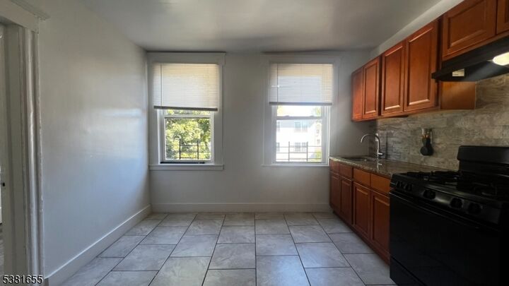 Property Photo: 21 Tillinghast St 2 NJ 07108