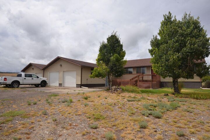 Property Photo:  86 E 1000 S  UT 84759 