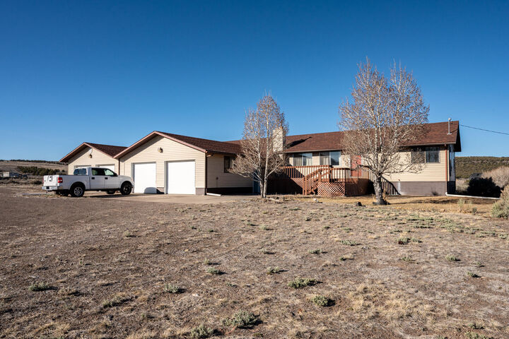 Property Photo:  86 E 1000 S  UT 84759 