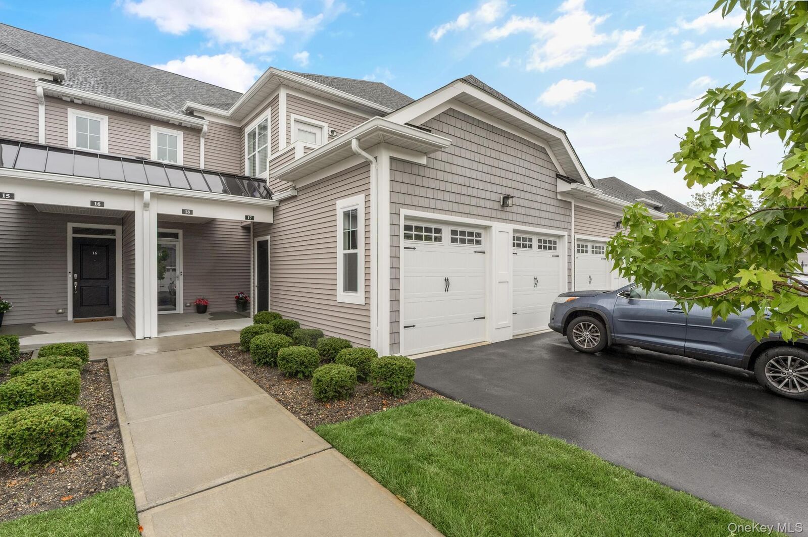 Property Photo:  17 Seasons Way 17  NY 11746 