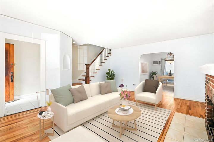Property Photo: 1245 Rhinelander Avenue NY 10461