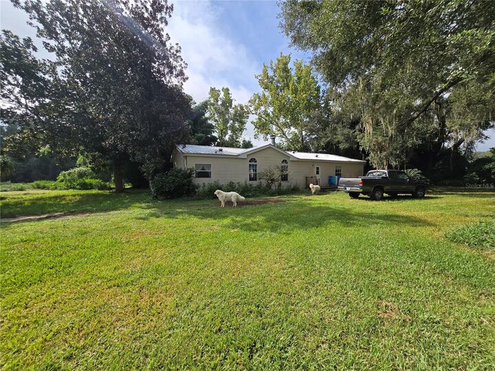 4901 NW 152nd Lane  Reddick FL 32686 photo