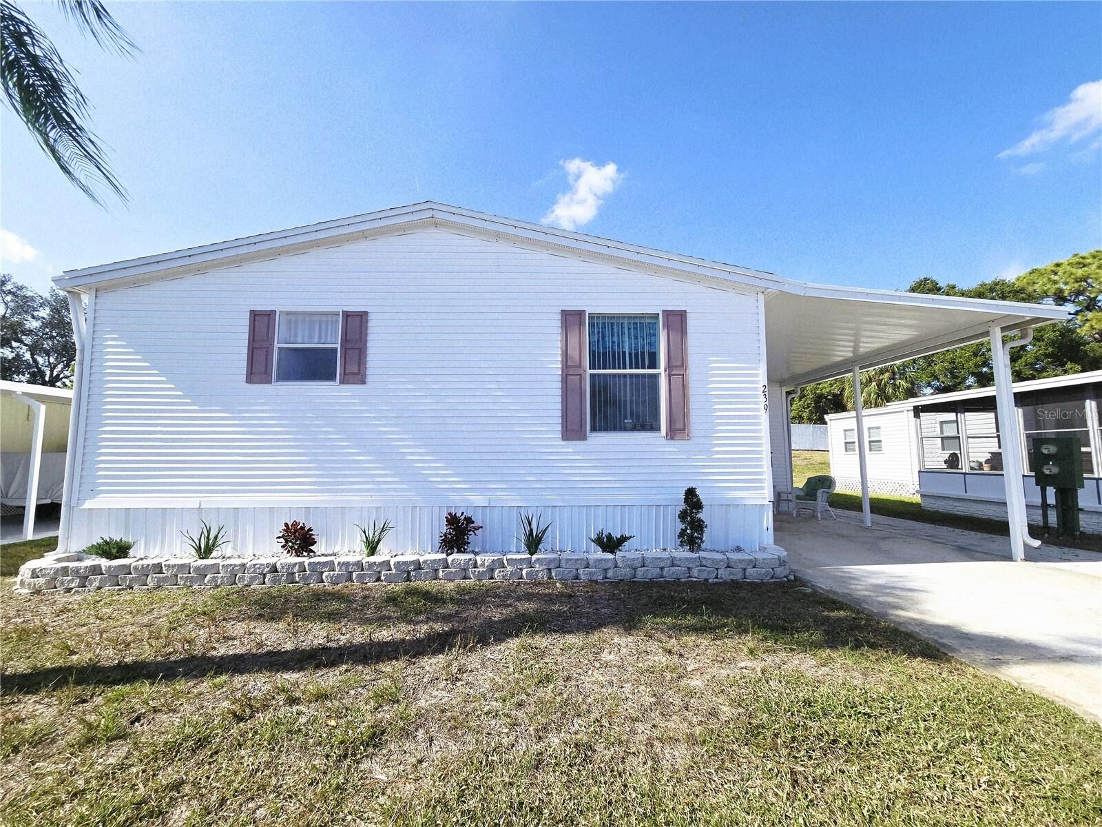 Property Photo: 239 Harmony Way FL 34689