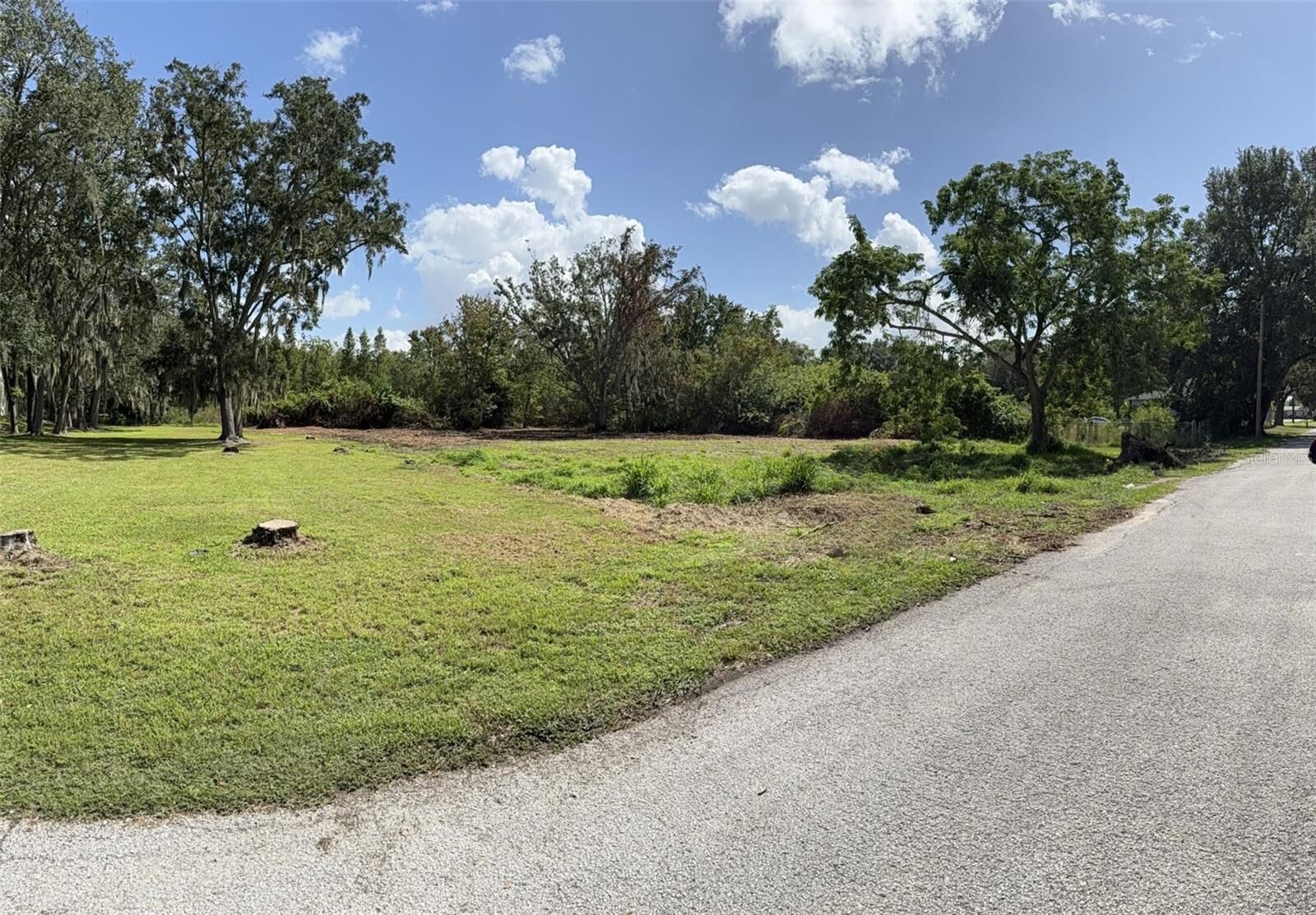 Property Photo: 1120 S Cross Avenue FL 33850