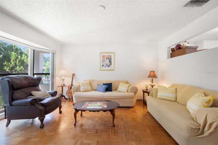 Property Photo: 611 49th Avenue N FL 33703