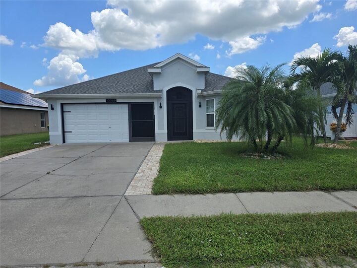 Property Photo: 10068 Winding River Road FL 33950