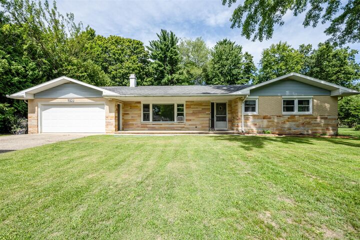 6845 Rosemary Drive  Coloma MI 49038-9608 photo