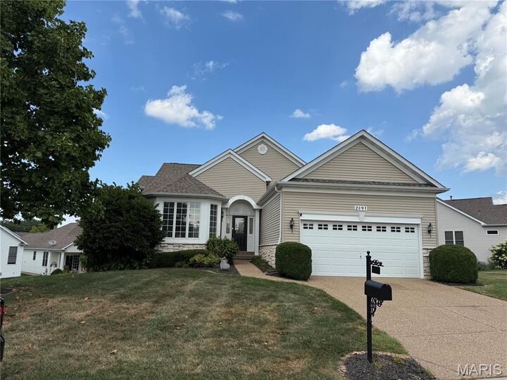 2091 Hawks Landing Drive  Lake St Louis MO 63367 photo