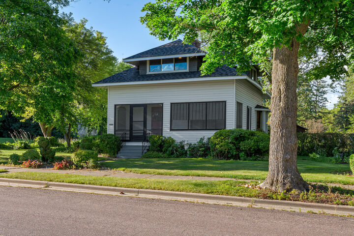 Property Photo: 23898 Adams St WI 54747