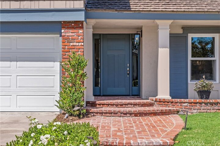Property Photo:  29141 Bobolink Drive  CA 92677 