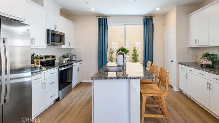 Property Photo:  1672 Phantom Lane  CA 92376 